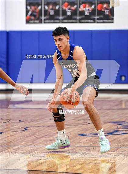Thumbnail 2 in A&M Consolidated vs Mumford (Cotton Christmas Classic) photogallery.