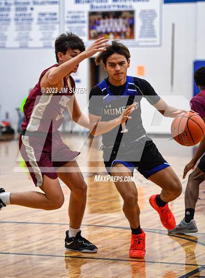 Thumbnail 2 in A&M Consolidated vs Mumford (Cotton Christmas Classic) photogallery.