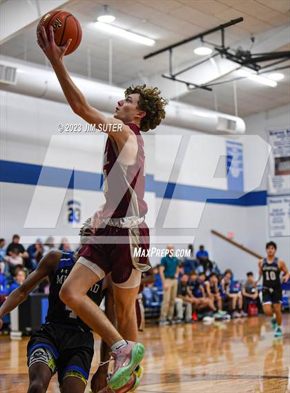 Thumbnail 3 in A&M Consolidated vs Mumford (Cotton Christmas Classic) photogallery.