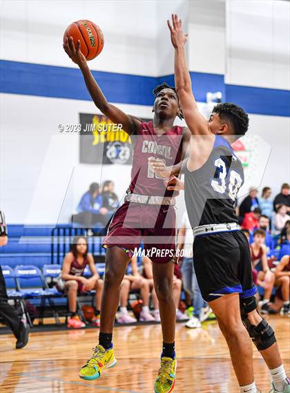 Thumbnail 2 in A&M Consolidated vs Mumford (Cotton Christmas Classic) photogallery.