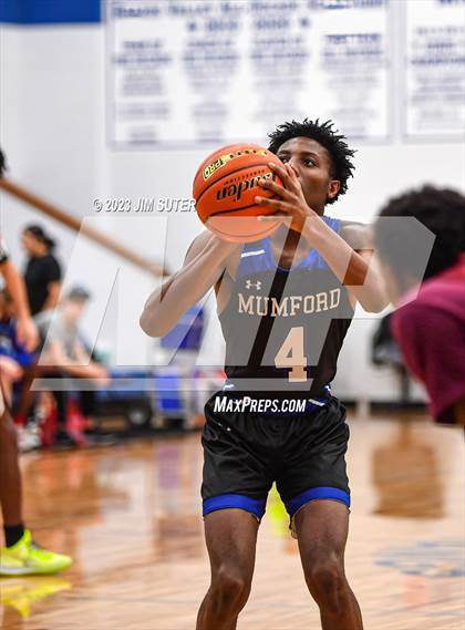 Thumbnail 1 in A&M Consolidated vs Mumford (Cotton Christmas Classic) photogallery.