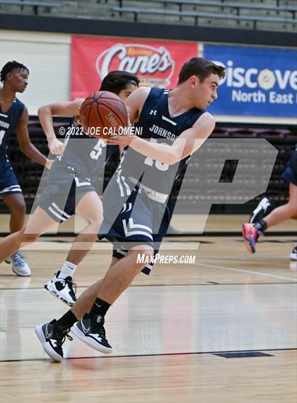 Thumbnail 2 in Johnson vs Madison photogallery.