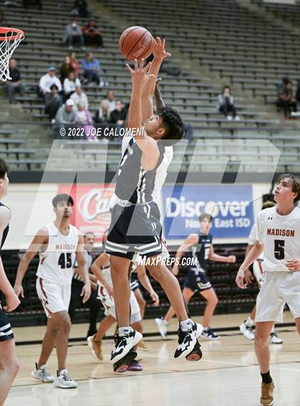Thumbnail 3 in Johnson vs Madison photogallery.