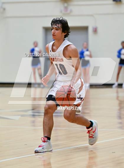 Thumbnail 2 in Johnson vs Madison photogallery.