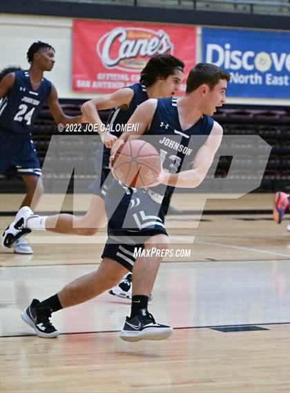 Thumbnail 3 in Johnson vs Madison photogallery.