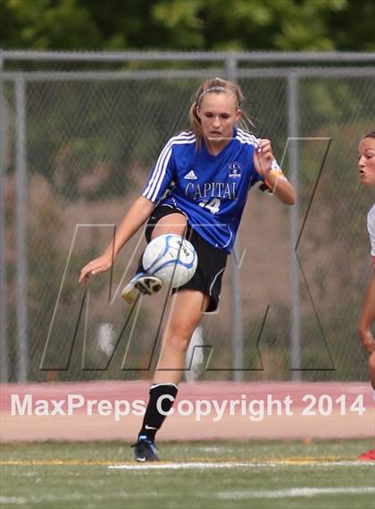 Thumbnail 3 in Amador vs. Capital Christian (CIF SJS D6 Final) photogallery.