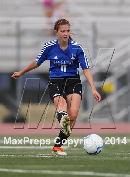 Thumbnail 1 in Amador vs. Capital Christian (CIF SJS D6 Final) photogallery.