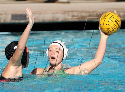 Thumbnail 2 in Drake vs Monte Vista (Acalanes Invitational) photogallery.