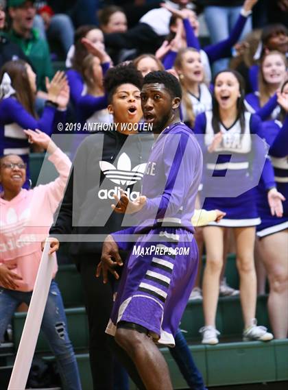 Thumbnail 2 in Carmel Christian vs Village Christian Academy (NCISAA 3A Championship) photogallery.