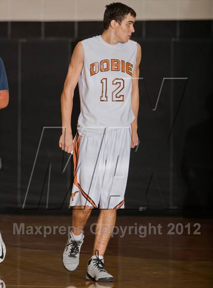 Thumbnail 2 in Pearce vs. Dobie (McDonald's Texas Invitational) photogallery.