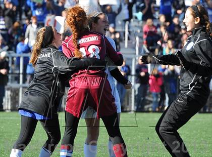 Thumbnail 1 in Lansing vs. Haldane (NYSPHSAA Class C Semifinal) photogallery.
