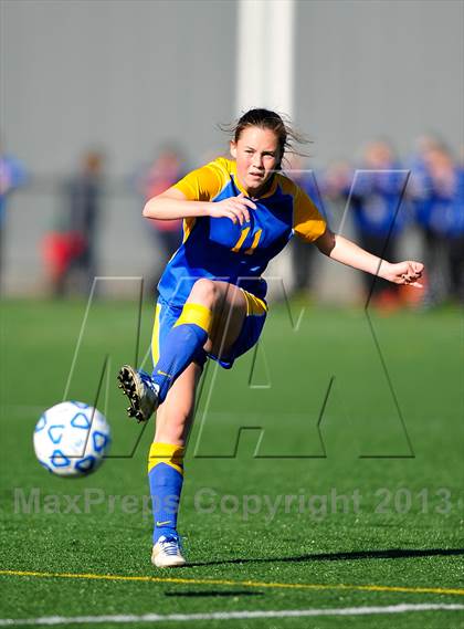 Thumbnail 3 in Lansing vs. Haldane (NYSPHSAA Class C Semifinal) photogallery.