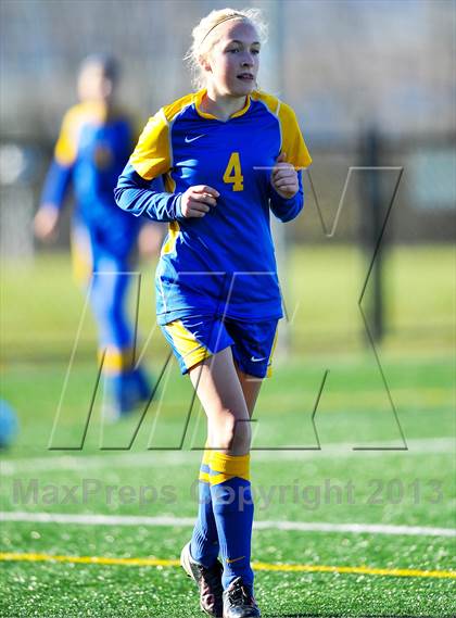 Thumbnail 3 in Lansing vs. Haldane (NYSPHSAA Class C Semifinal) photogallery.