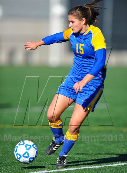 Thumbnail 2 in Lansing vs. Haldane (NYSPHSAA Class C Semifinal) photogallery.
