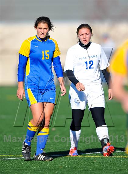 Thumbnail 1 in Lansing vs. Haldane (NYSPHSAA Class C Semifinal) photogallery.