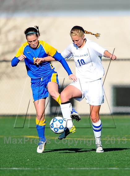 Thumbnail 3 in Lansing vs. Haldane (NYSPHSAA Class C Semifinal) photogallery.