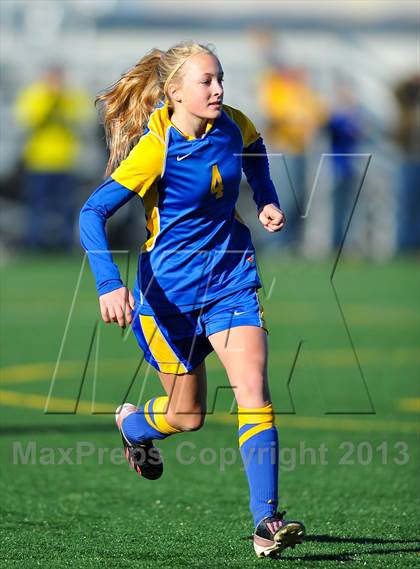 Thumbnail 3 in Lansing vs. Haldane (NYSPHSAA Class C Semifinal) photogallery.
