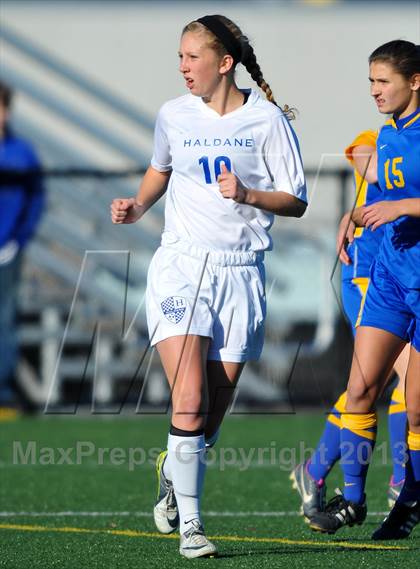 Thumbnail 1 in Lansing vs. Haldane (NYSPHSAA Class C Semifinal) photogallery.