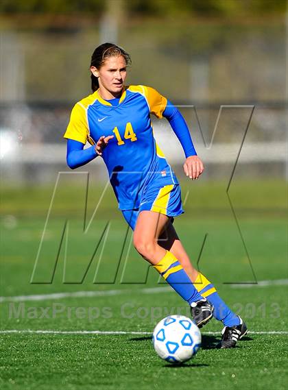 Thumbnail 1 in Lansing vs. Haldane (NYSPHSAA Class C Semifinal) photogallery.