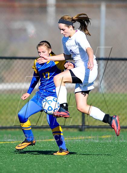 Thumbnail 2 in Lansing vs. Haldane (NYSPHSAA Class C Semifinal) photogallery.