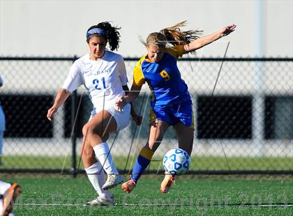 Thumbnail 2 in Lansing vs. Haldane (NYSPHSAA Class C Semifinal) photogallery.