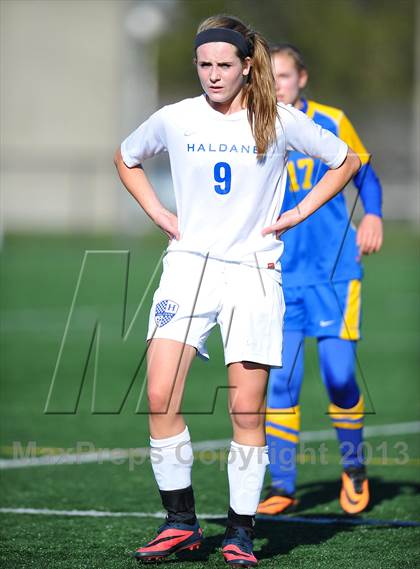 Thumbnail 1 in Lansing vs. Haldane (NYSPHSAA Class C Semifinal) photogallery.