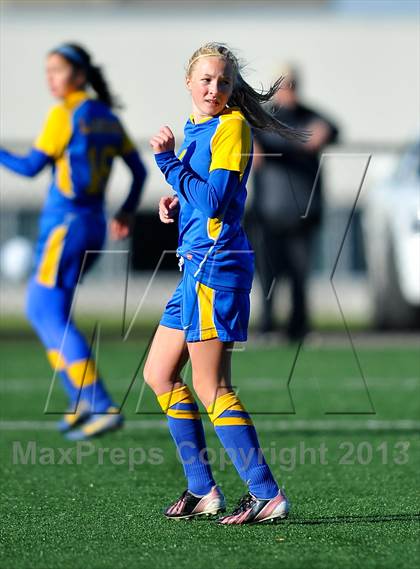 Thumbnail 2 in Lansing vs. Haldane (NYSPHSAA Class C Semifinal) photogallery.