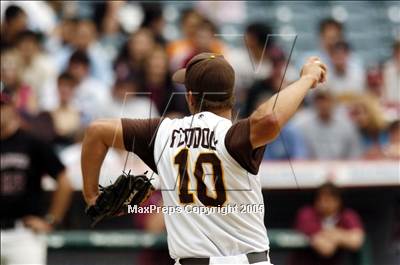 Thumbnail 2 in Temecula Valley vs. Ocean View (D3 Sec. Final) photogallery.
