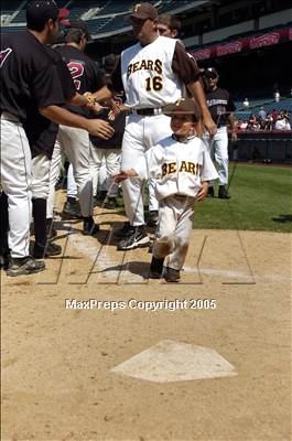Thumbnail 2 in Temecula Valley vs. Ocean View (D3 Sec. Final) photogallery.