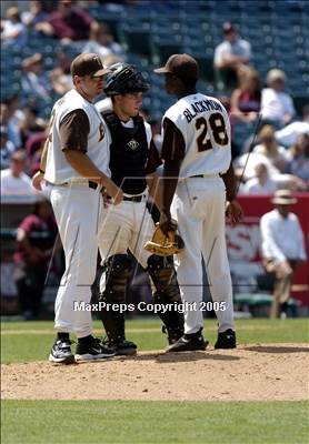 Thumbnail 3 in Temecula Valley vs. Ocean View (D3 Sec. Final) photogallery.