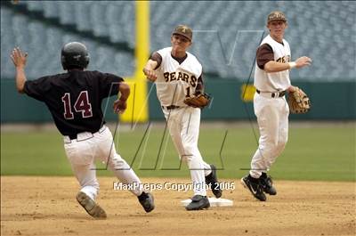 Thumbnail 1 in Temecula Valley vs. Ocean View (D3 Sec. Final) photogallery.