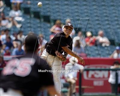 Thumbnail 2 in Temecula Valley vs. Ocean View (D3 Sec. Final) photogallery.