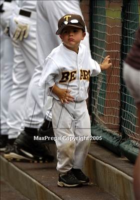 Thumbnail 2 in Temecula Valley vs. Ocean View (D3 Sec. Final) photogallery.