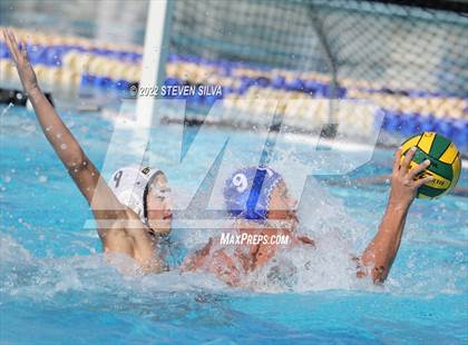 Thumbnail 1 in Mission Bay vs. Rancho Bernardo (CIF SDS D2 Quarterfinal) photogallery.