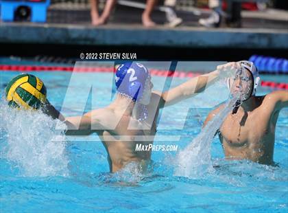 Thumbnail 2 in Mission Bay vs. Rancho Bernardo (CIF SDS D2 Quarterfinal) photogallery.
