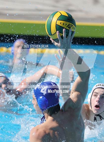 Thumbnail 3 in Mission Bay vs. Rancho Bernardo (CIF SDS D2 Quarterfinal) photogallery.