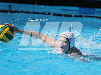 Thumbnail 2 in Mission Bay vs. Rancho Bernardo (CIF SDS D2 Quarterfinal) photogallery.