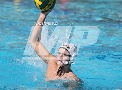 Thumbnail 2 in Mission Bay vs. Rancho Bernardo (CIF SDS D2 Quarterfinal) photogallery.