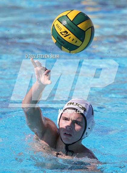 Thumbnail 2 in Mission Bay vs. Rancho Bernardo (CIF SDS D2 Quarterfinal) photogallery.