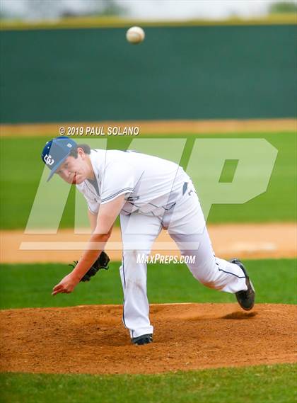 Thumbnail 1 in Rowe vs. Central Catholic photogallery.