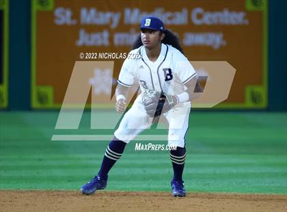 Thumbnail 1 in Orange Lutheran vs. St. John Bosco photogallery.