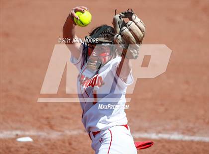 Thumbnail 1 in Caprock @ Coronado photogallery.