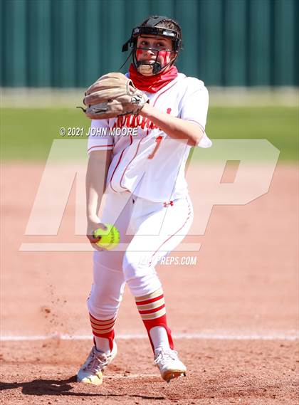 Thumbnail 1 in Caprock @ Coronado photogallery.