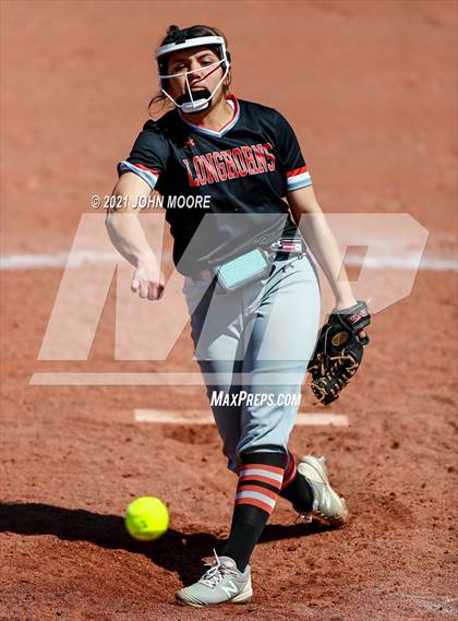 Thumbnail 3 in Caprock @ Coronado photogallery.