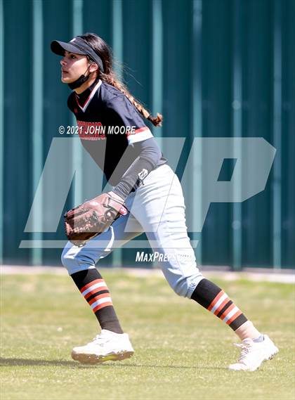 Thumbnail 2 in Caprock @ Coronado photogallery.