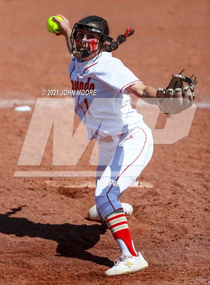 Thumbnail 3 in Caprock @ Coronado photogallery.