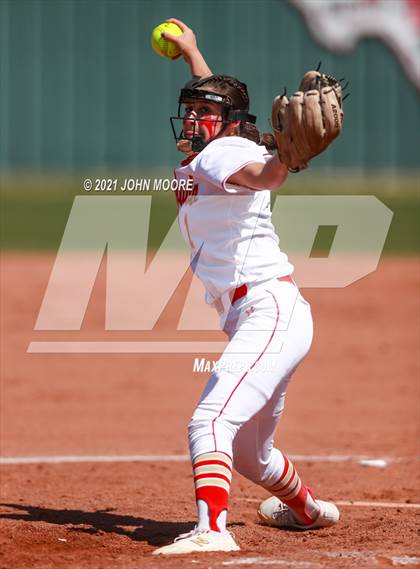 Thumbnail 1 in Caprock @ Coronado photogallery.