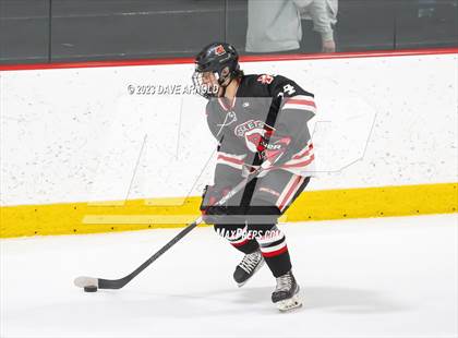 Thumbnail 1 in Reading Memorial vs. Hingham (Ed Burns Tournament) photogallery.