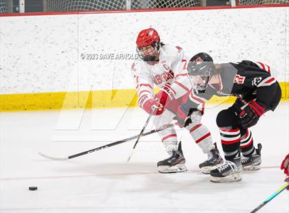 Thumbnail 2 in Reading Memorial vs. Hingham (Ed Burns Tournament) photogallery.