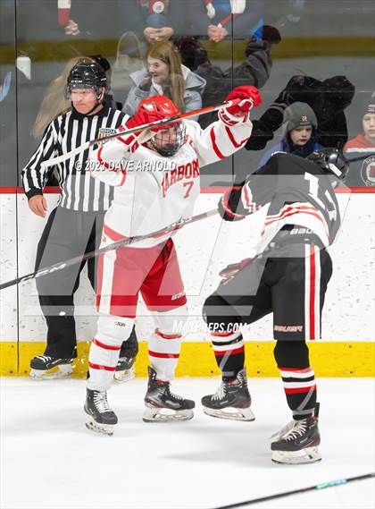 Thumbnail 1 in Reading Memorial vs. Hingham (Ed Burns Tournament) photogallery.